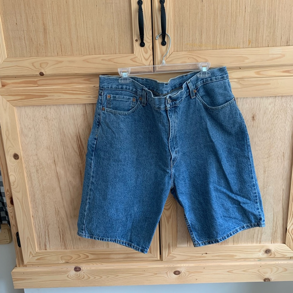 Levi Strauss & Co blue denim Jean shorts size 42